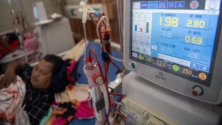 puluhan-pasien-cuci-darah-kehilangan-akses-pengobatan-negara-dinilai-mengancam-nyawa-warga-lewat-birokrasi-kesehatan